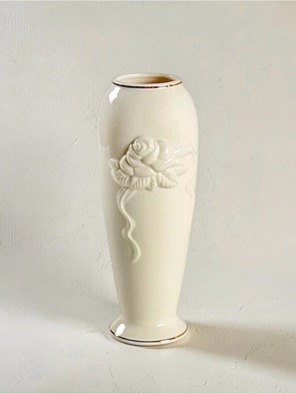 Lenox Rosebud Fine Ivory Porcelain Vase with 24k Gold Trim 7.5”
